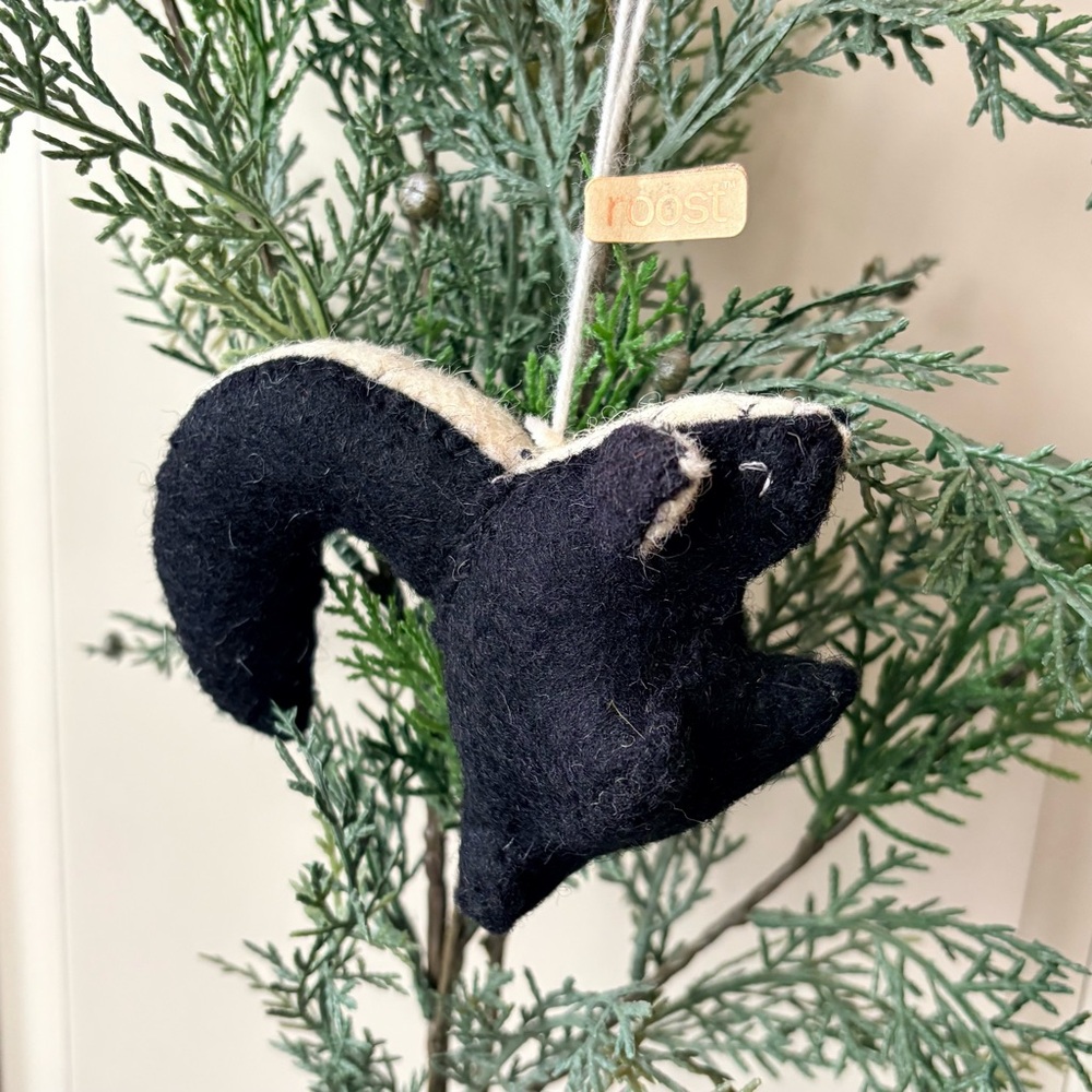 ROOST Felted Wool Ornament - Skunk